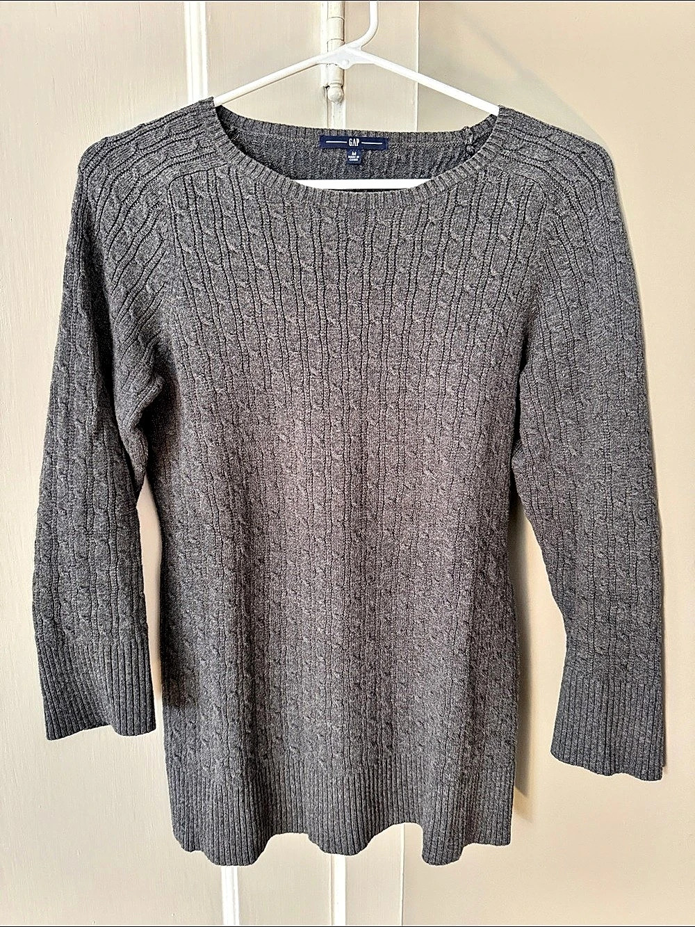 Gap Gray Cable Knit Sweater Size Medium